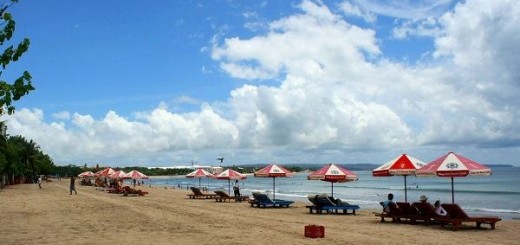 sejarah pantai kuta bali