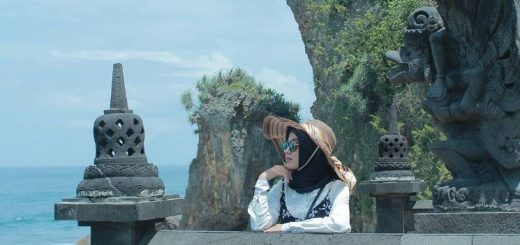 harga tiket masuk pantai ngobaran gunungkidul jogja