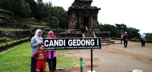 candi gedong songo